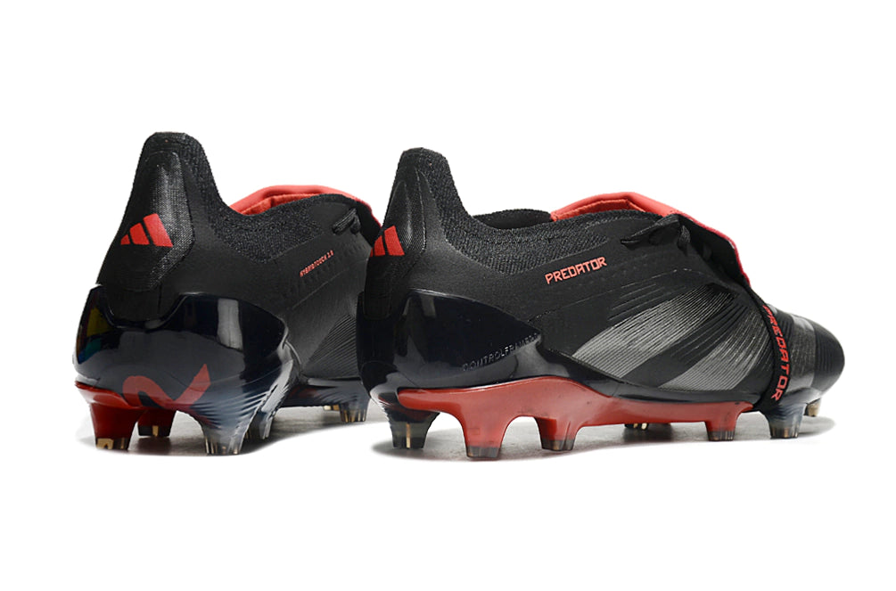 Chuteira Adidas Predstrike Elite Campo - Preto/Vermelho