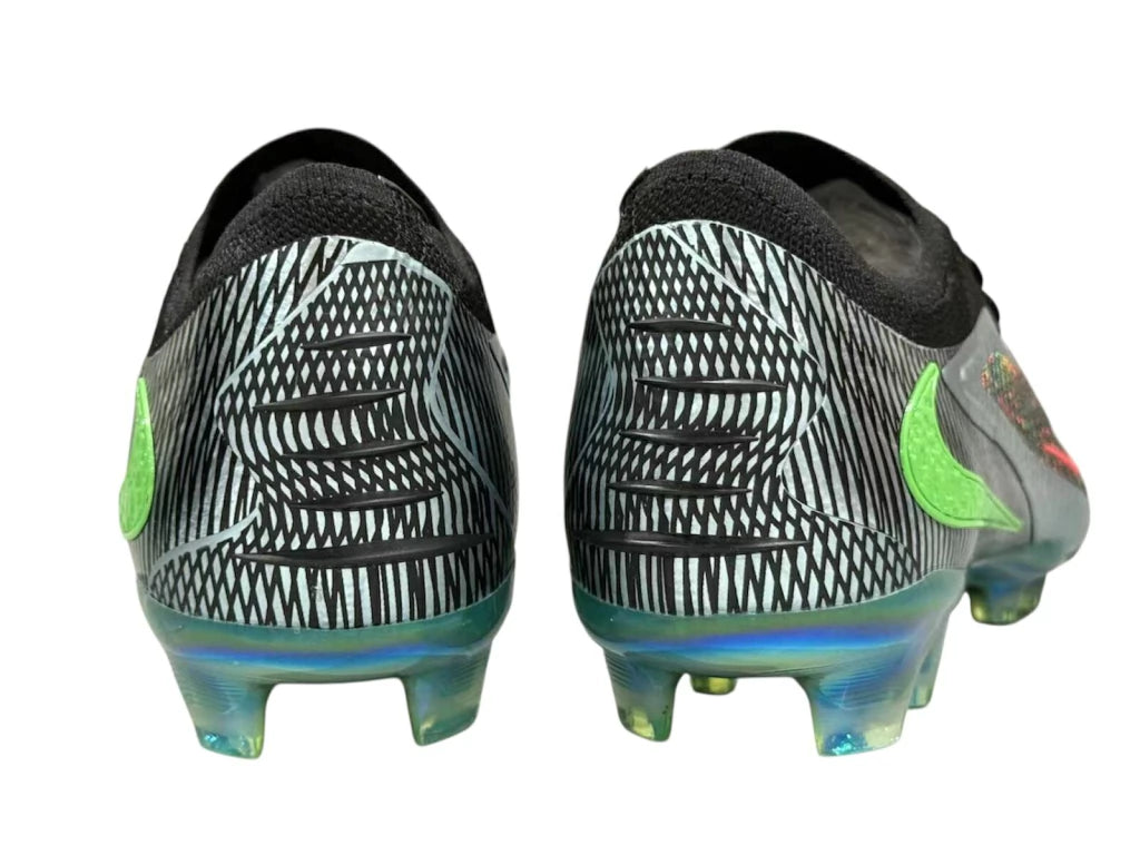 Chuteira Campo NIKE Phantom 6 Elite FG