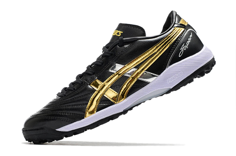 Chuteira Asics Japan Society - Preto/Branco/Dourado