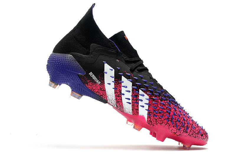 Chuteira Adidas Predator Freak.1 Campo FG "Superspectral"