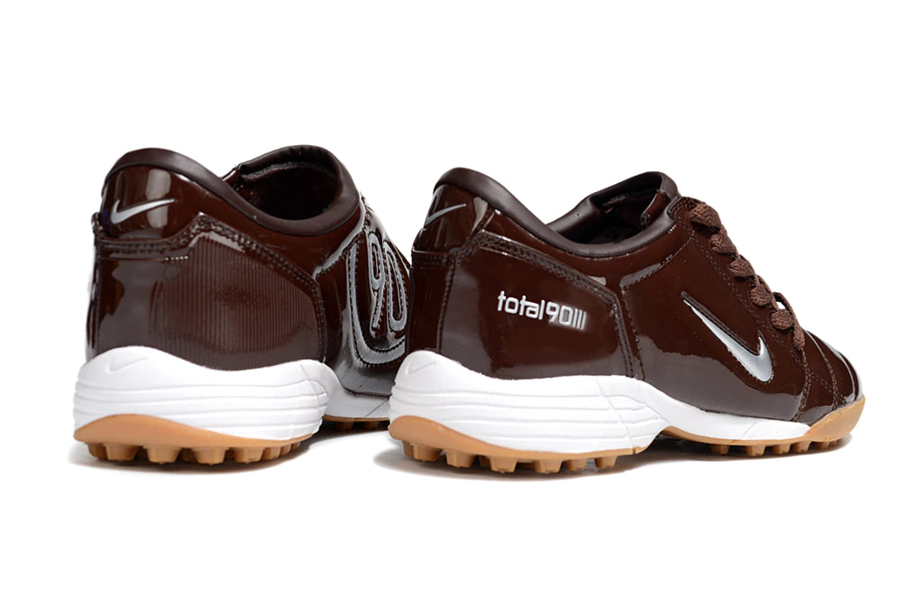 Chuteira Nike Total 90 Society - Marrom