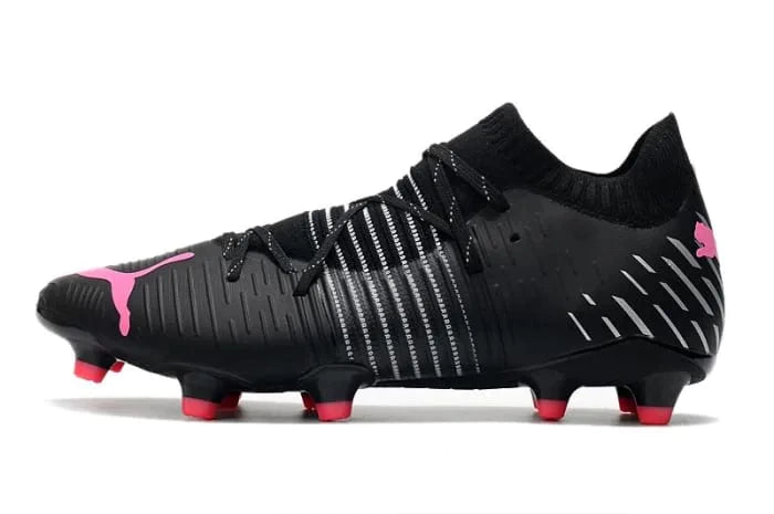 Chuteira Puma Future Z 1.1 Campo FG/AG - Preto/Rosa