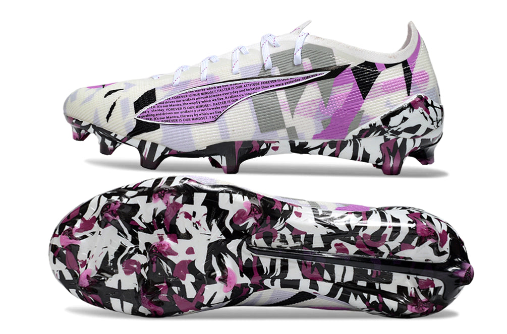 Chuteira Puma Ultra 5 Campo FG - Branco/Preto/Rosa