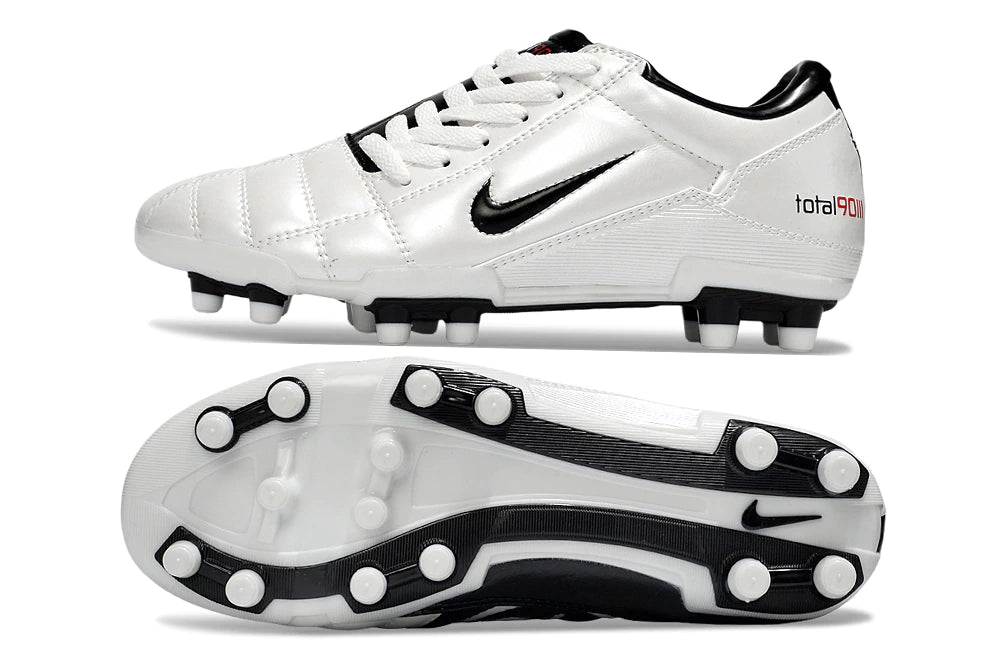 Chuteira Nike Total 90 Campo - Branco/Preto