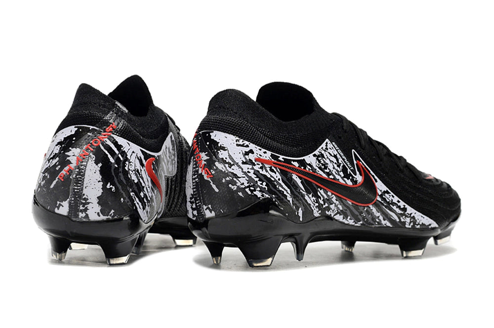 Chuteira Nike Campo Phantom GX2 Elite Campo FG - Preto/Branco