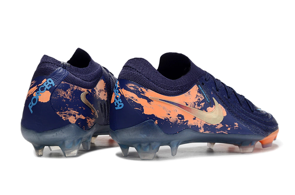 Chuteira Nike Campo Phantom GX2 Elite Campo FG - Azul/Rosa