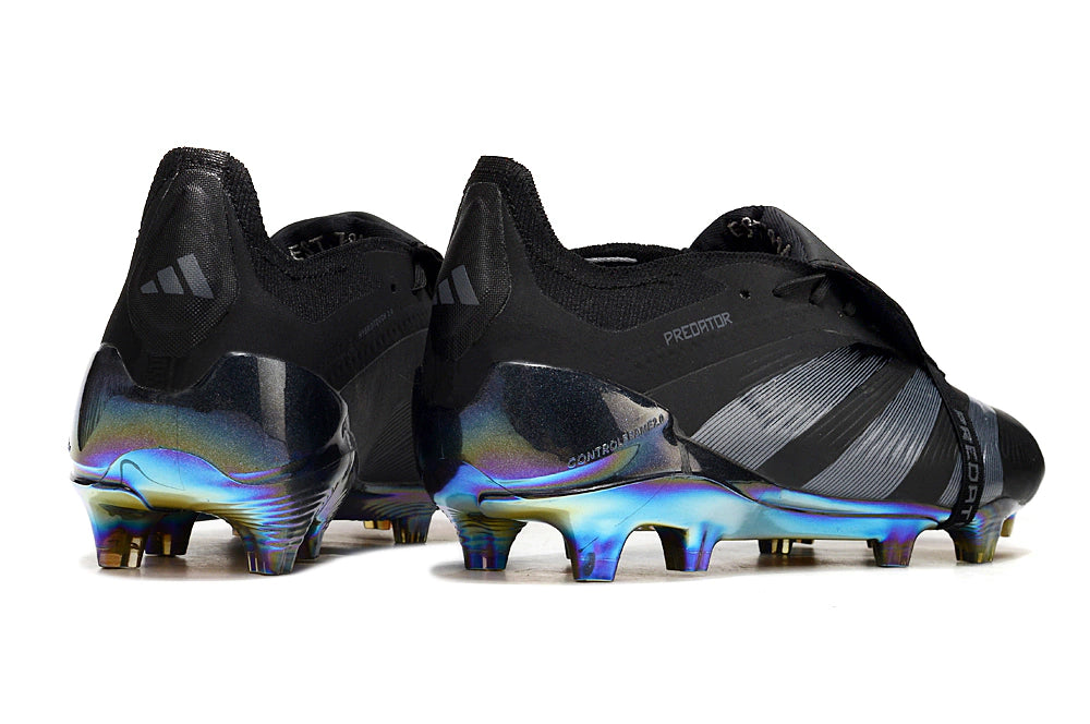 Chuteira Adidas Predstrike Elite Campo "Black Pack"