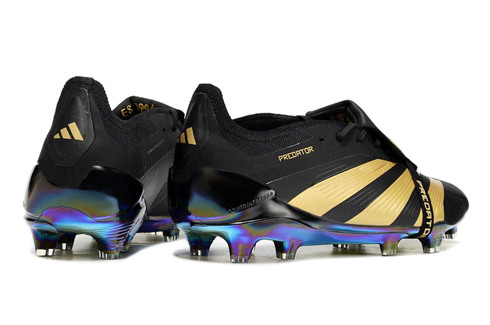 Chuteira Adidas Predstrike Elite Campo - Preto/Dourado