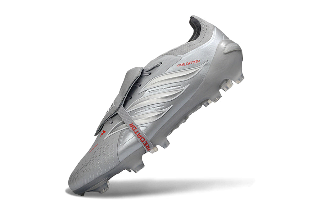 Chuteira Adidas Predator Tongue 26 Elite FG - Cinza/Prata