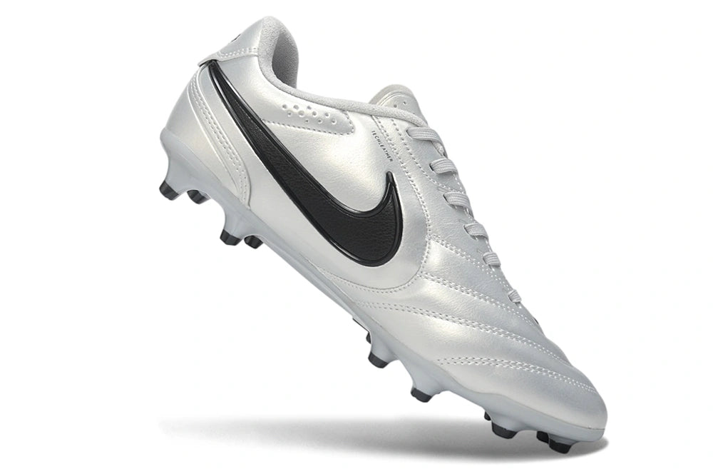 Chuteira Nike Tiempo Ligera Pro FG - Prata