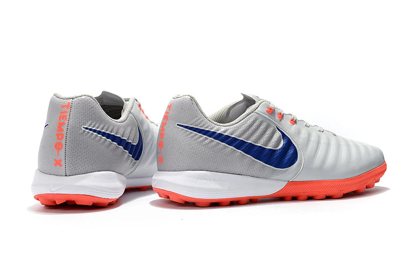 Chuteira Nike Tiempo 7 Finale Society TF - Cinza/Laranja