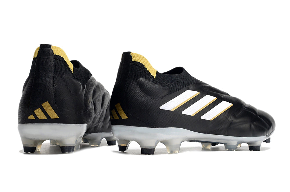 Chuteira Adidas Copa Pure+ Campo FG - Preto/Branco