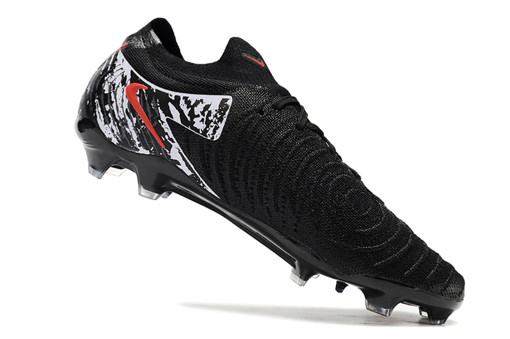 Chuteira Nike Campo Phantom GX2 Elite Campo FG - Preto/Branco
