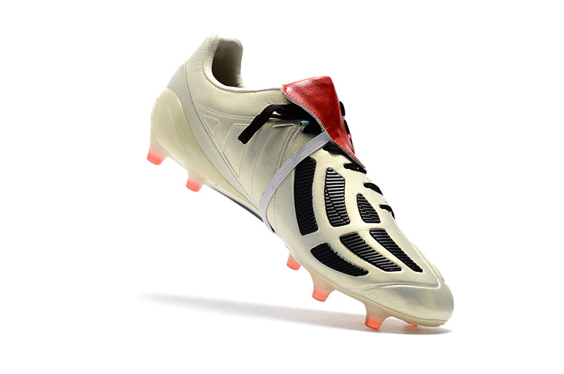Chuteira Adidas Predator Mania FG - Bege/Preto