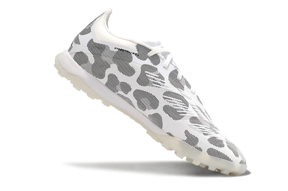 Chuteira Adidas Predator PredStrike Elite Society -Branco/Dourado