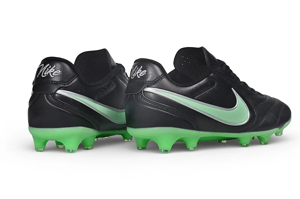 Chuteira Nike Tiempo Ligera Pro FG - Preto