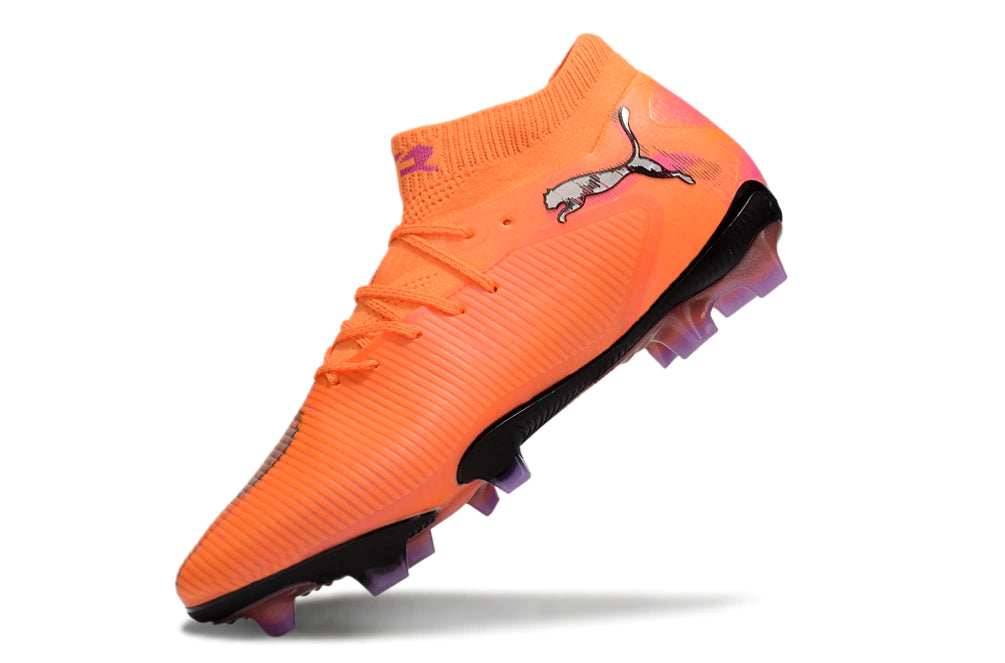 Chuteira Puma Future 8 Ultimate Botinha Campo FG - Laranja/Preto