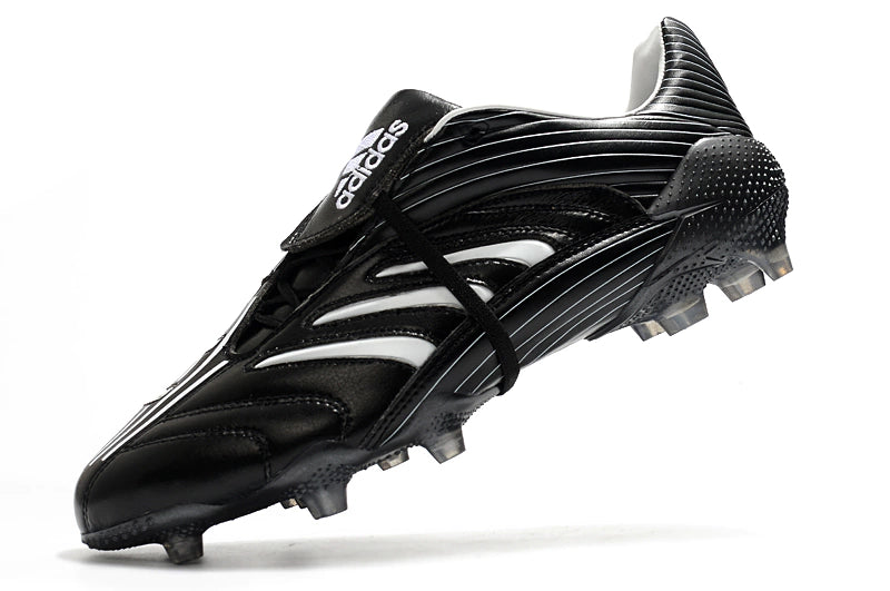 Chuteira Adidas Predator Absolute 20 FG - Preto/Branco