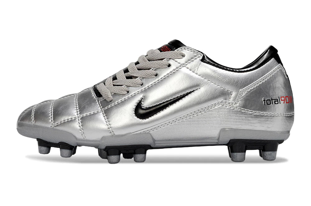 Chuteira Nike Total 90 Campo - Prata/Preto
