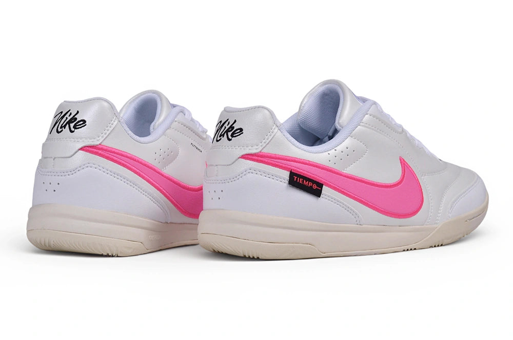 Chuteira Nike Tiempo Street Gato IC - Branco/Rosa