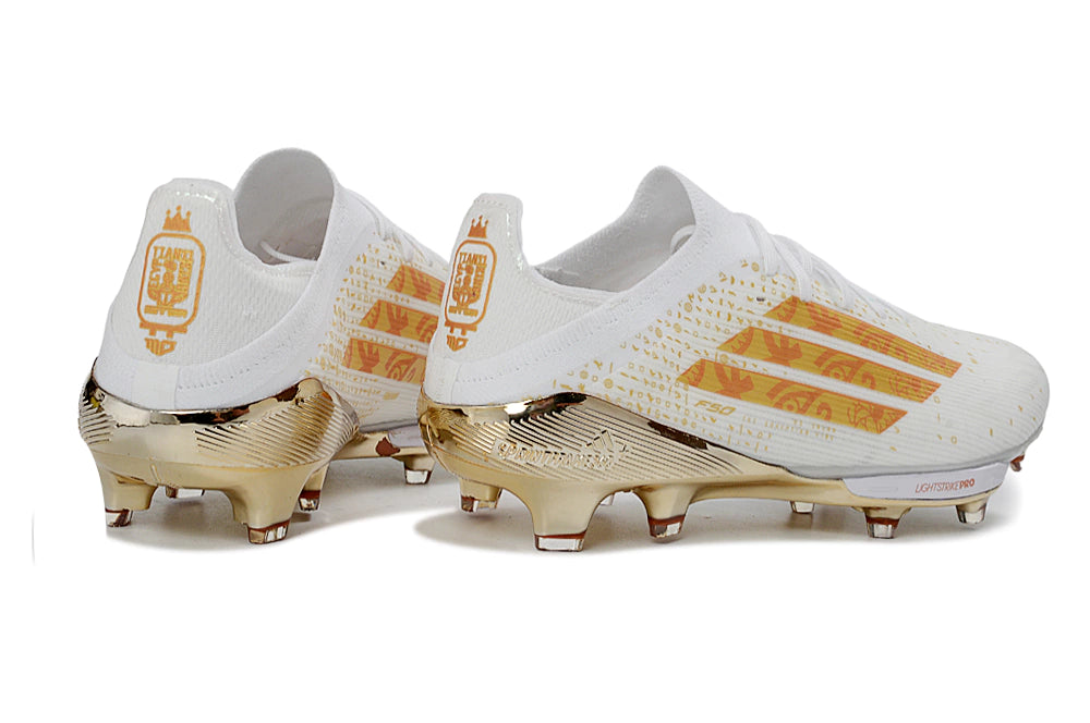 Chuteira Adidas F50.1 Elite Campo - Branco/Dourado