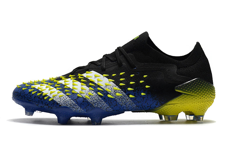 Chuteira Adidas Predator Freak.1 Low Campo FG "Superlative"