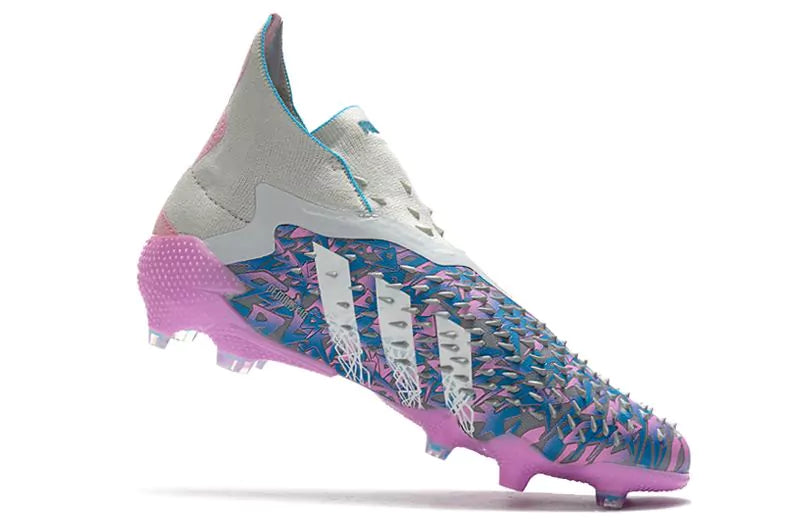 Chuteira Adidas Predator Freak+ Campo FG - Branco/Rosa