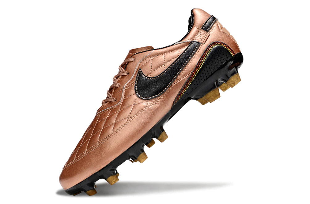 Chuteira Nike Tiempo Legend 10R Elite Campo - Marrom