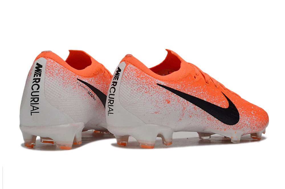 Chuteira Nike Air Zoom Mercurial Vapor 13 Elite FG - Laranja/Branco