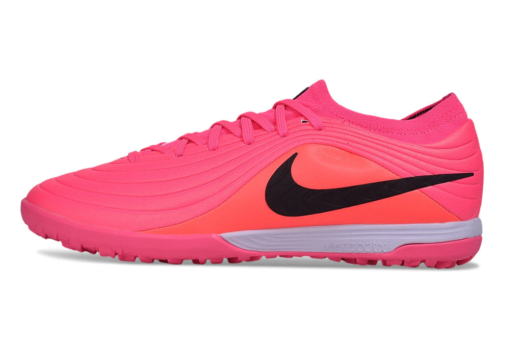 Chuteira Nike Tiempo Maestro TF "Breakout"