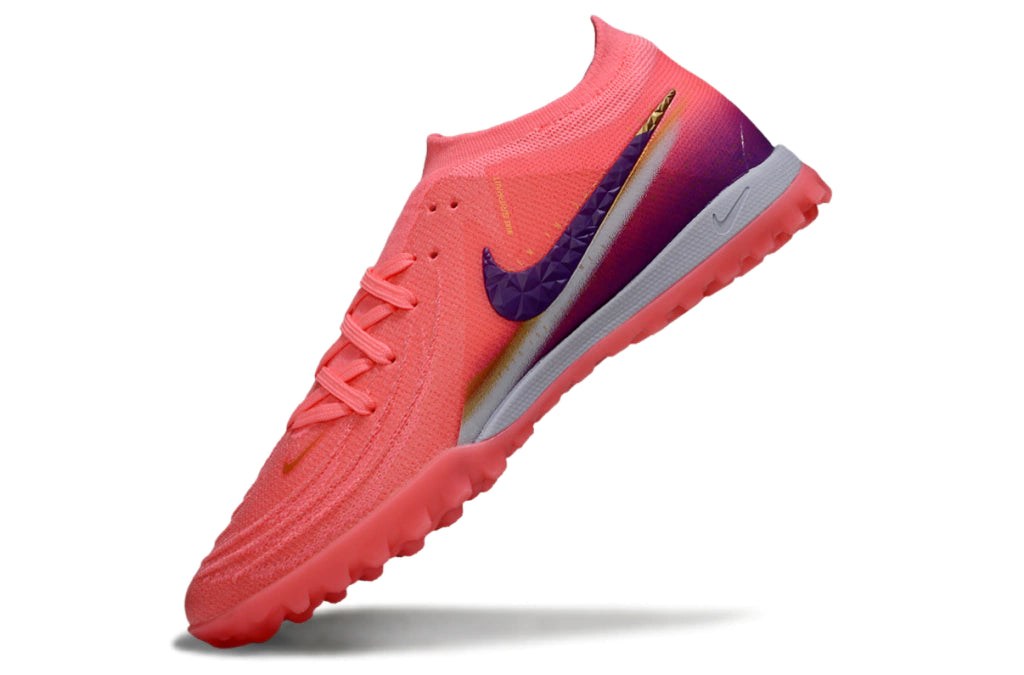 Chuteira Nike Phantom GX 2 Elite Society TF - Rosa