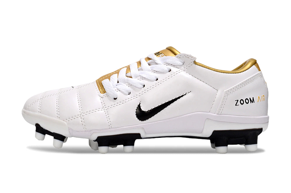 Chuteira Nike Total 90 Campo - Branco/Dourado
