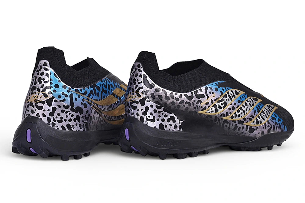 Chuteira Adidas Predator 26 Laceless TF - Preto