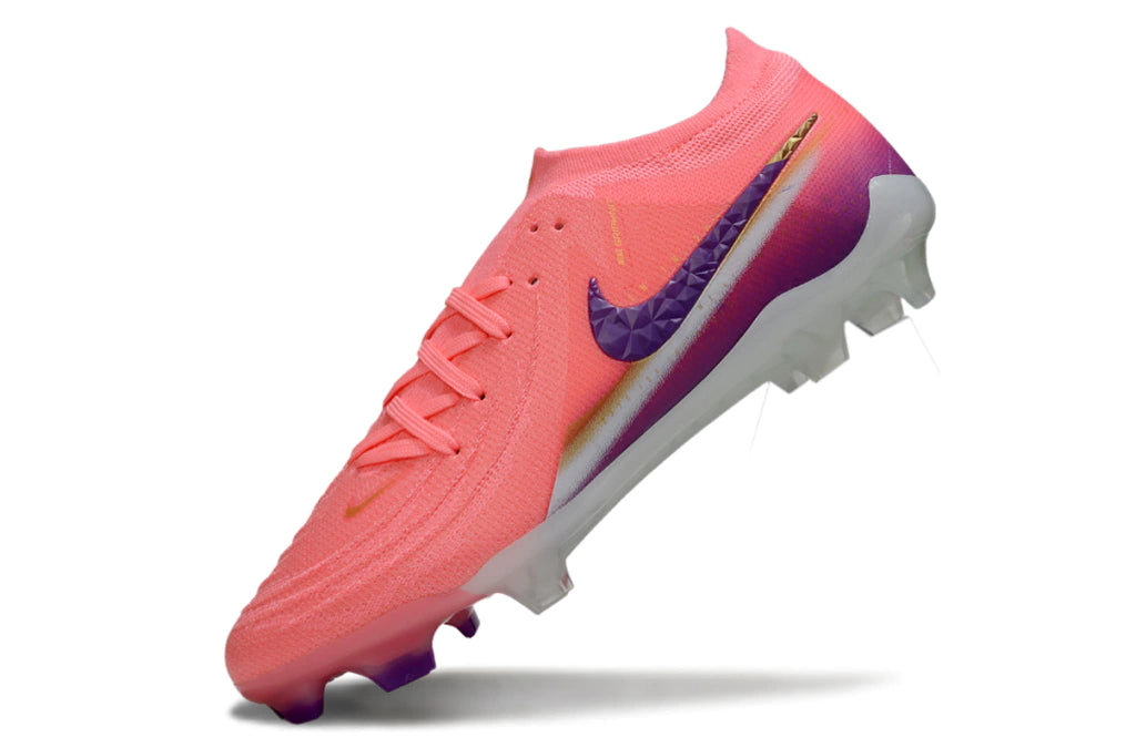 Chuteira Nike Phantom GX2 Elite Campo FG - Rosa