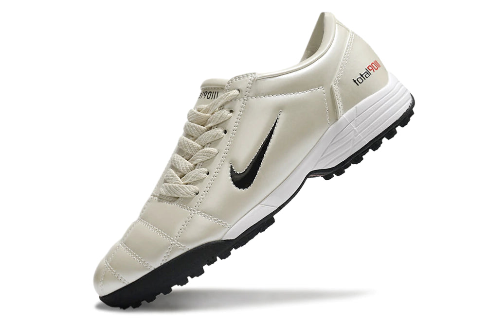Chuteira Nike Total 90 Society - Creme/Preto