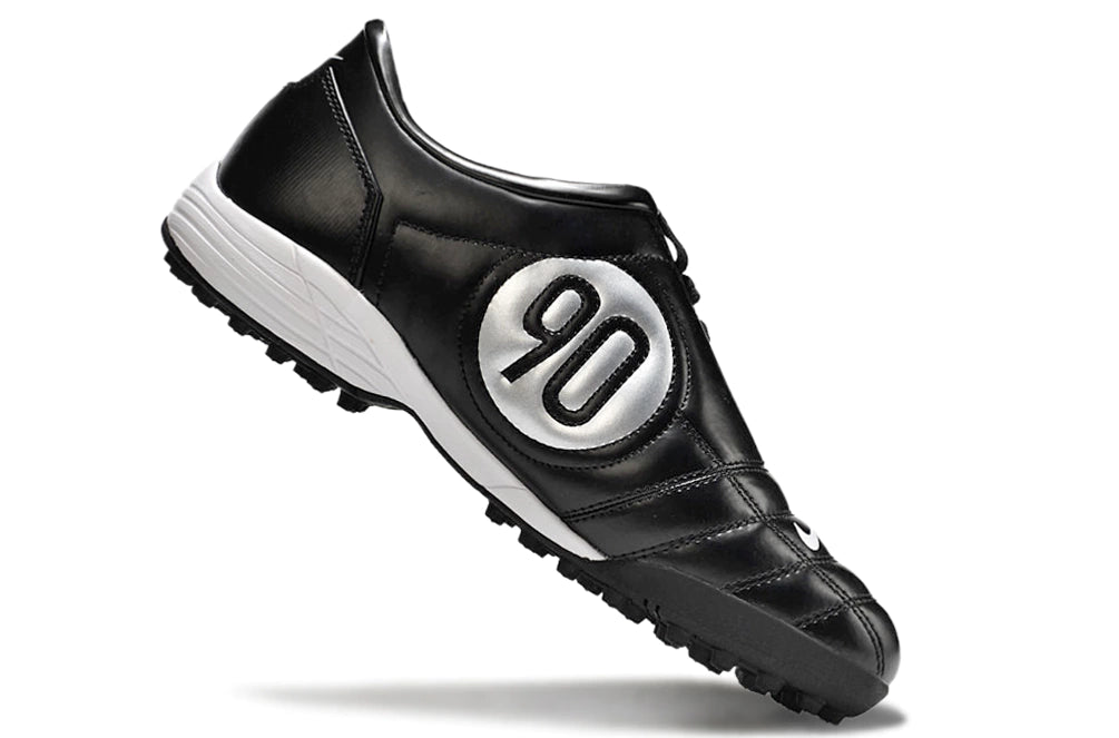Chuteira Nike Total 90 Society - Preto/Branco