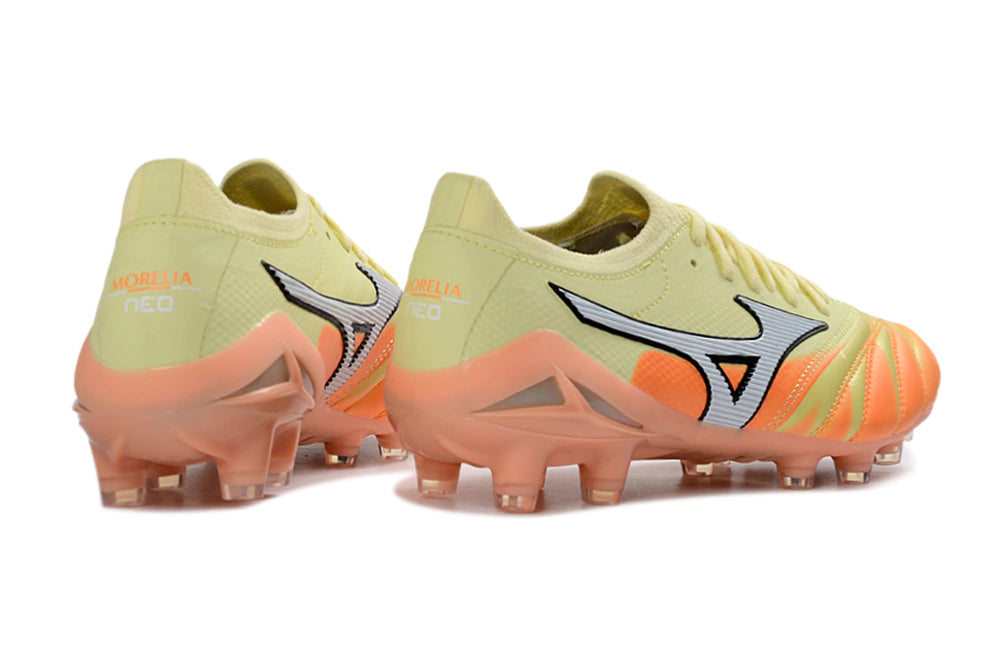 Chuteira Mizuno Morelia Neo 4 Campo - Amarelo/Laranja