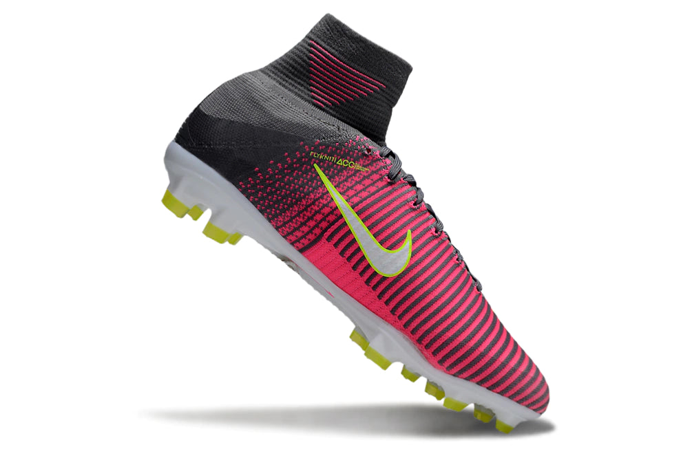 Chuteira Nike Mercurial Superfly 5 Elite Campo - Rosa