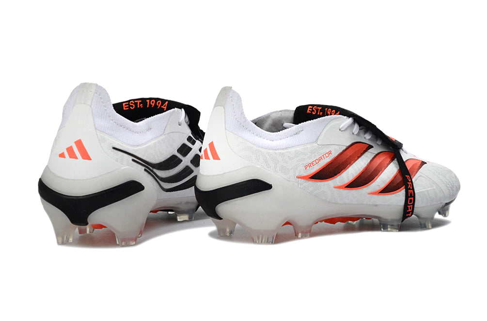 Chuteira Adidas Predator Tongue 26 Elite FG