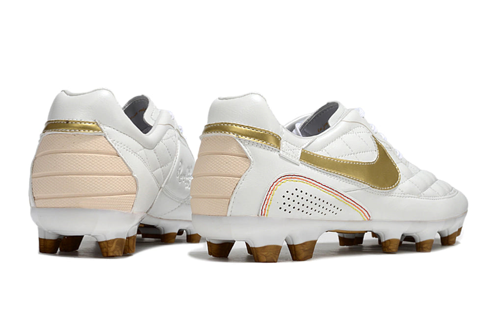 Chuteira Nike Tiempo Legend 10R Elite Campo - Branco