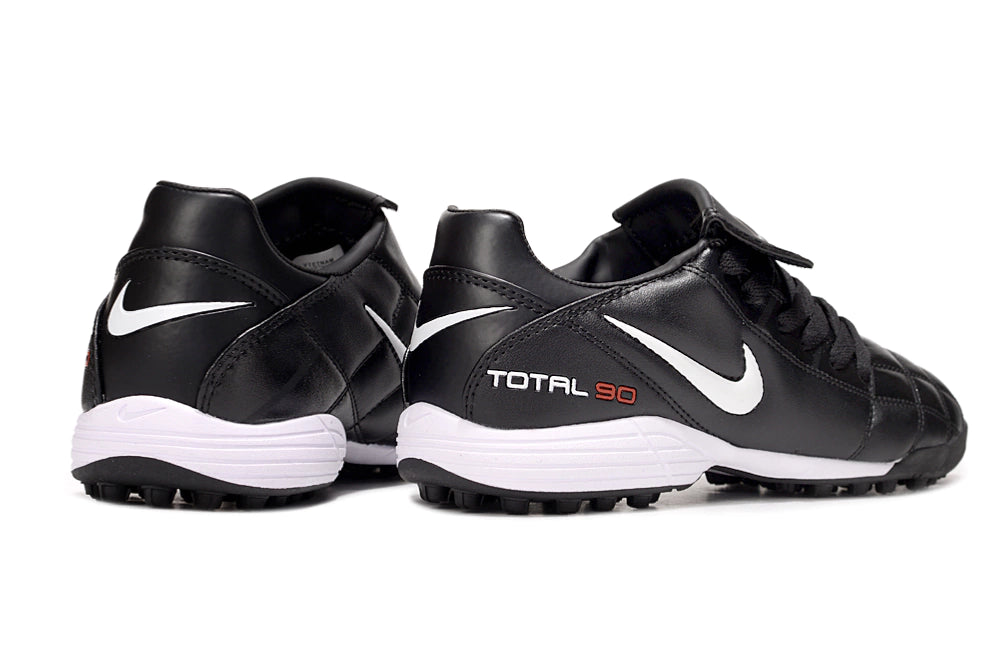 Chuteira Nike Total 90 Society - Preto/Branco