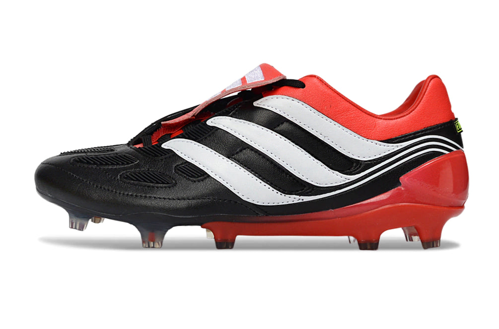 Chuteira Adidas Predator Precision FG - Preto/Branco