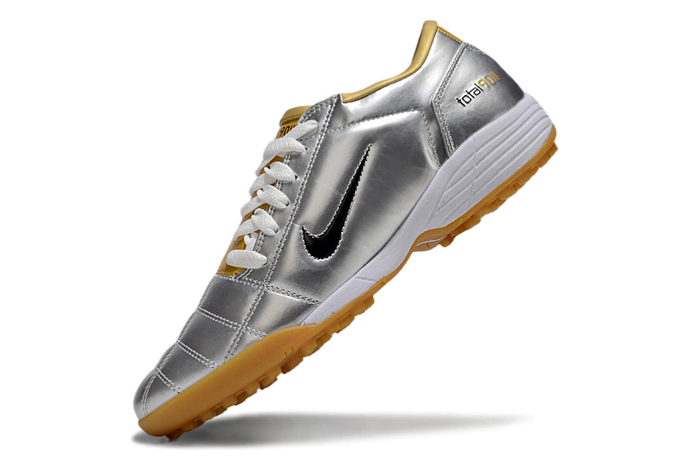 Chuteira Nike Total 90 Society - Prata/Dourado