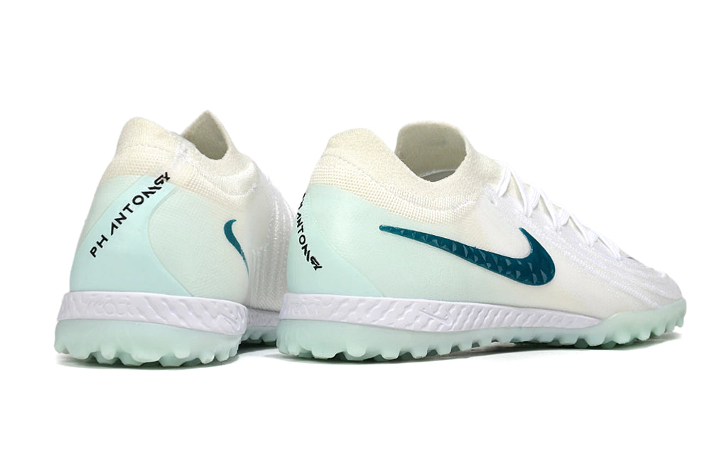 Chuteira Nike Phantom GX 2 Elite Society TF "Chromatic"