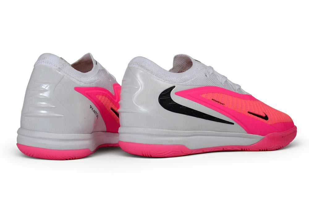Chuteira Nike Phantom 6 IC "Breakout"