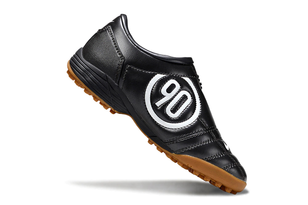 Chuteira Nike Total 90 Society - Preto
