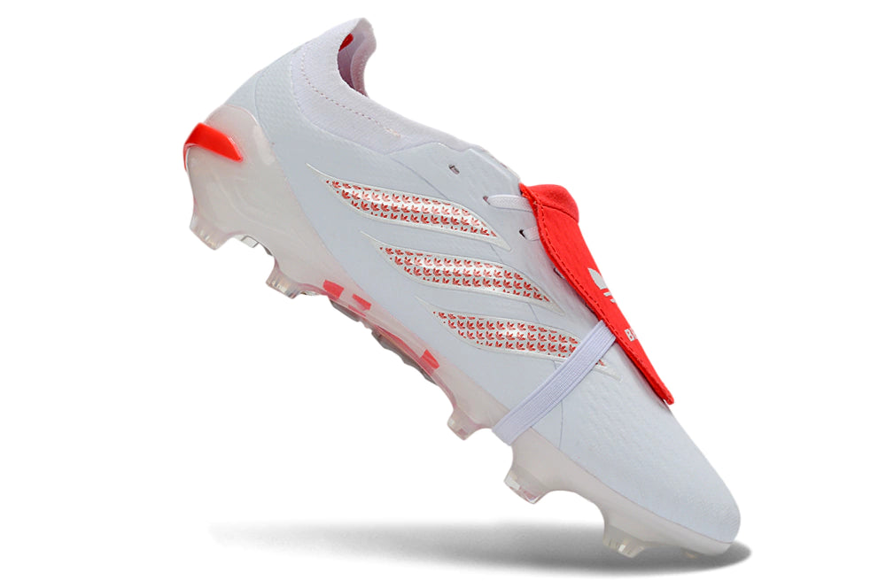 Chuteira Adidas Predator Tongue 26 Elite FG - Branco