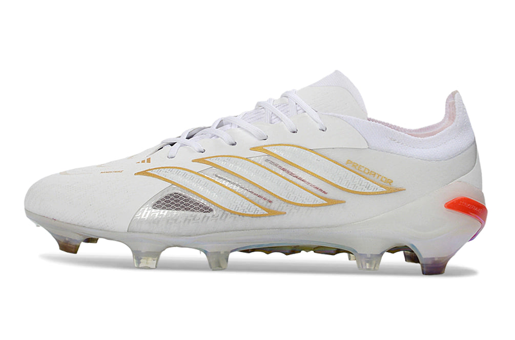 Chuteira Adidas Predator Elite 26 Campo FG - Branco
