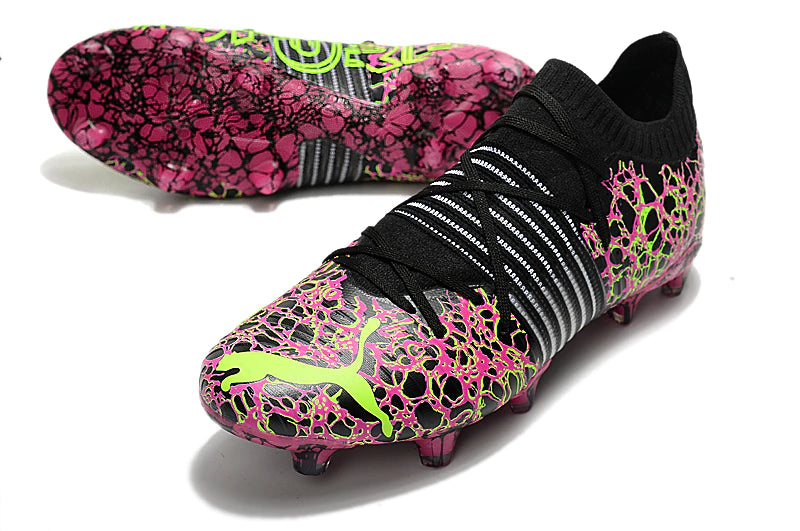 Chuteira Puma Future Z 1.1 Campo FG/AG - Vermelho/Preto