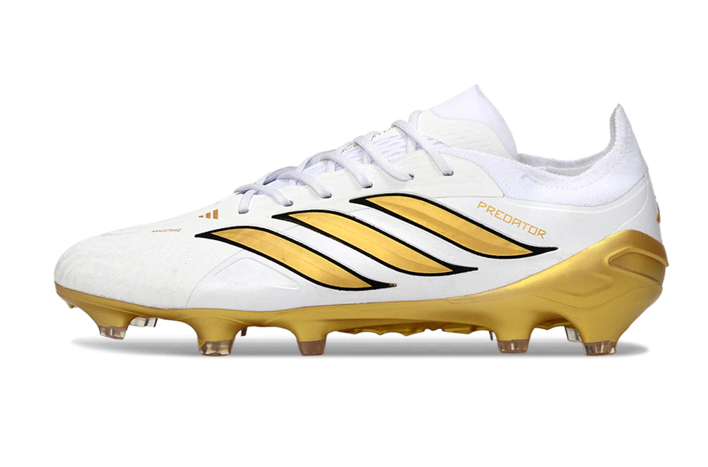 Chuteira Adidas Predator Elite 26 Campo FG - Dourado